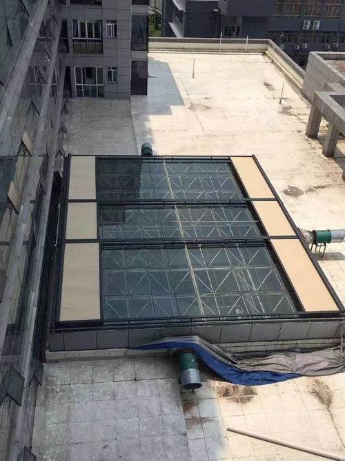 采光瓦 現代建筑的明亮選擇——以湖里采光瓦與彩瑞建材為例